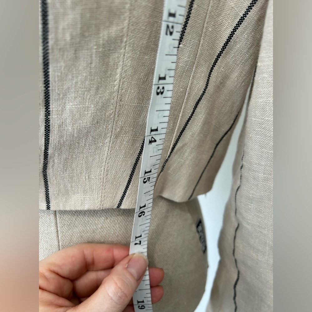 ASTR - The Label Rozette Cropped Pinstripe Linen Jacket Size XS - Picture 12 of 13